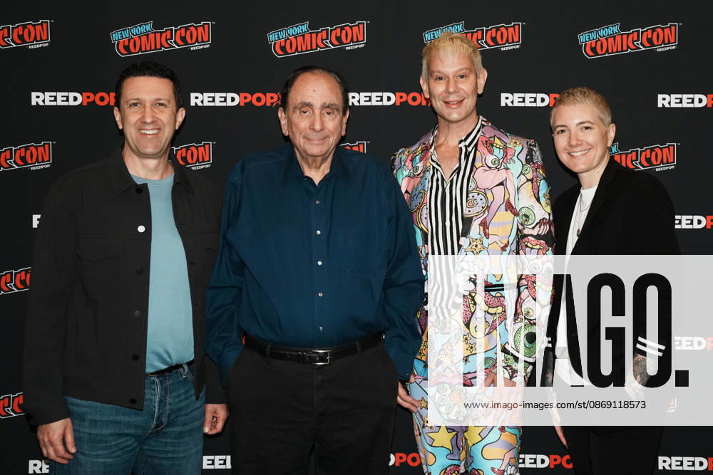 Tubi s Chief Content Officer ADAM LEWINSON, writer R.L. STINE, drag queen and actor JIMBO and writer director JEM GARRARD stand for a photo as Tubi presents R.L. Stine s Pumpkin 2 at the 2026 NY Comic Con at the Javits Center on October 10, 2026 in New York. New York USA - ZUMAb148 20261010_zap_b148_002