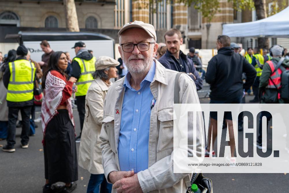 Jeremy Corbyn, the Member of Parliament for Islington North, attends the National March for Palestine in London. The march marks three years since the outbreak of the war in Gaza in October 2023.The National March for Palestine, which was organised by the Palestine Coalition in London. The march marks three years since the outbreak of the war in Gaza in October 2023 London United Kingdom - ZUMAs197 20261010_aaa_s197_071