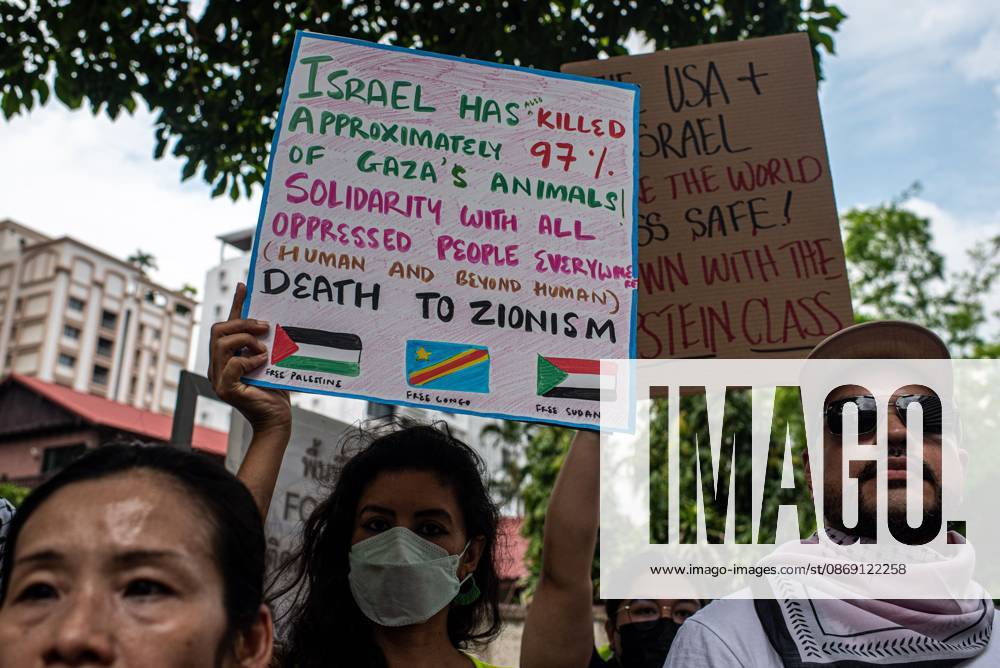 Pro-Palestine protesters gather outside Israeli Embassy in Bangkok BANGKOK, THAILAND OCTOBER 10, 2026: Pro-Palestine protesters and activists gather outside the Israeli Embassy in Bangkok to demand a permanent ceasefire in Gaza and express solidarity with the Palestinian people. The demonstration highlights calls for an end to hostilities in Gaza and continued international attention to the humanitarian situation affecting Palestinians. Protesters gathered outside the diplomatic mission to voice their demands and show support for Palestinians amid the ongoing conflict. The demonstration forms part of international solidarity actions calling for a ceasefire and greater protection for civilians in Gaza. Bangkok Thailand