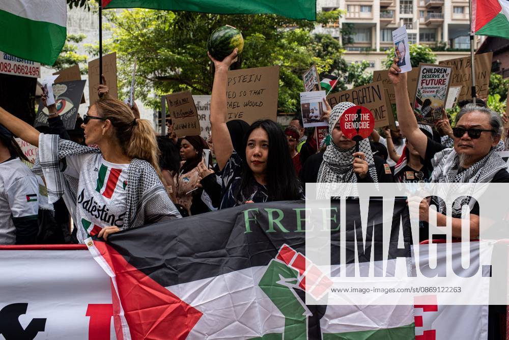 Pro-Palestine protesters gather outside Israeli Embassy in Bangkok BANGKOK, THAILAND OCTOBER 10, 2026: Pro-Palestine protesters and activists gather outside the Israeli Embassy in Bangkok to demand a permanent ceasefire in Gaza and express solidarity with the Palestinian people. The demonstration highlights calls for an end to hostilities in Gaza and continued international attention to the humanitarian situation affecting Palestinians. Protesters gathered outside the diplomatic mission to voice their demands and show support for Palestinians amid the ongoing conflict. The demonstration forms part of international solidarity actions calling for a ceasefire and greater protection for civilians in Gaza. Bangkok Thailand