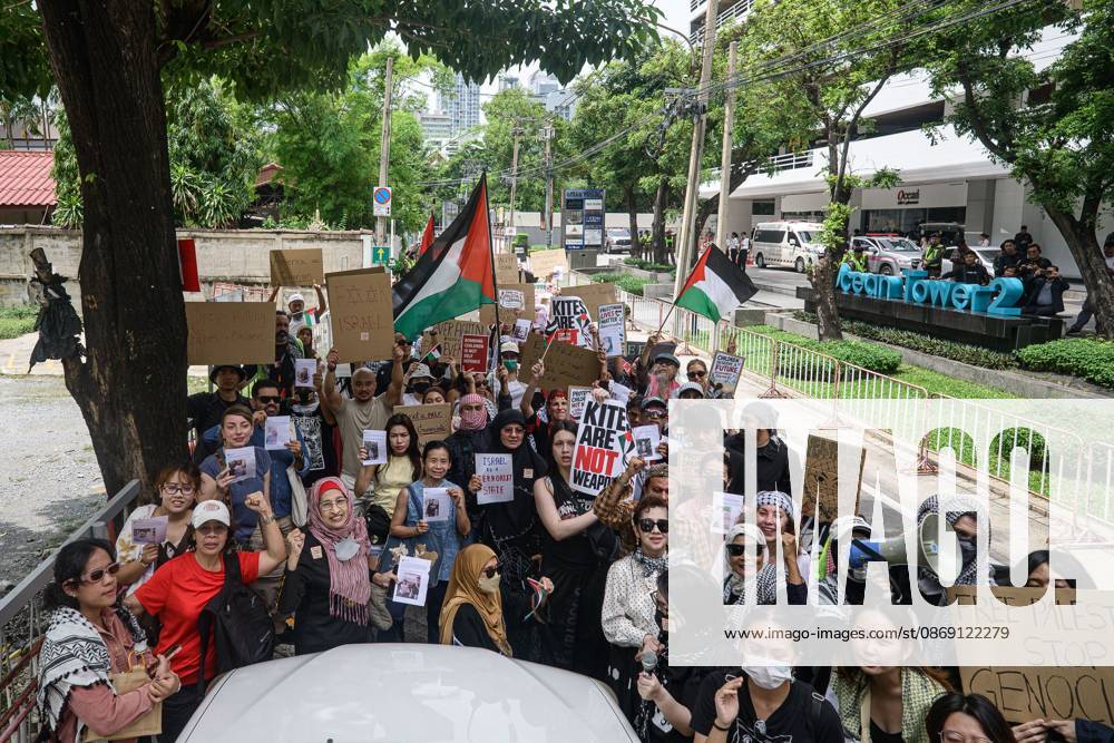 Pro-Palestinian protesters rally in Bangkok BANGKOK, THAILAND, OCTOBER 10, 2026: Pro-Palestinian demonstrators gather outside the Israeli Embassy in Bangkok during a protest marking 1,100 days since the start of the war in Gaza. Participants held portraits of Palestinians killed during the conflict for three minutes in an action titled Every Life Isn t Just a Number, symbolizing three years of war. The demonstration was held as part of a Global Action Day for Palestine. Bangkok Thailand
