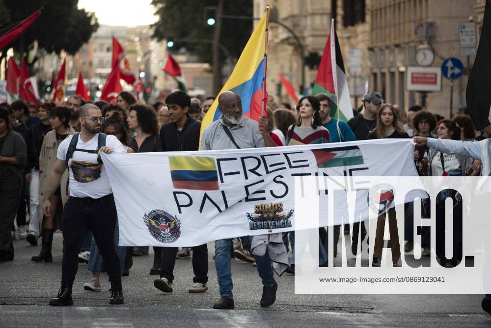 IPP Photo by Diego Nangano, Rome, October 10, 2026. Pro-Palestine demonstration; the photo shows protesters holding a banner in support of Palestine. Italy Photo Press World Copyright
