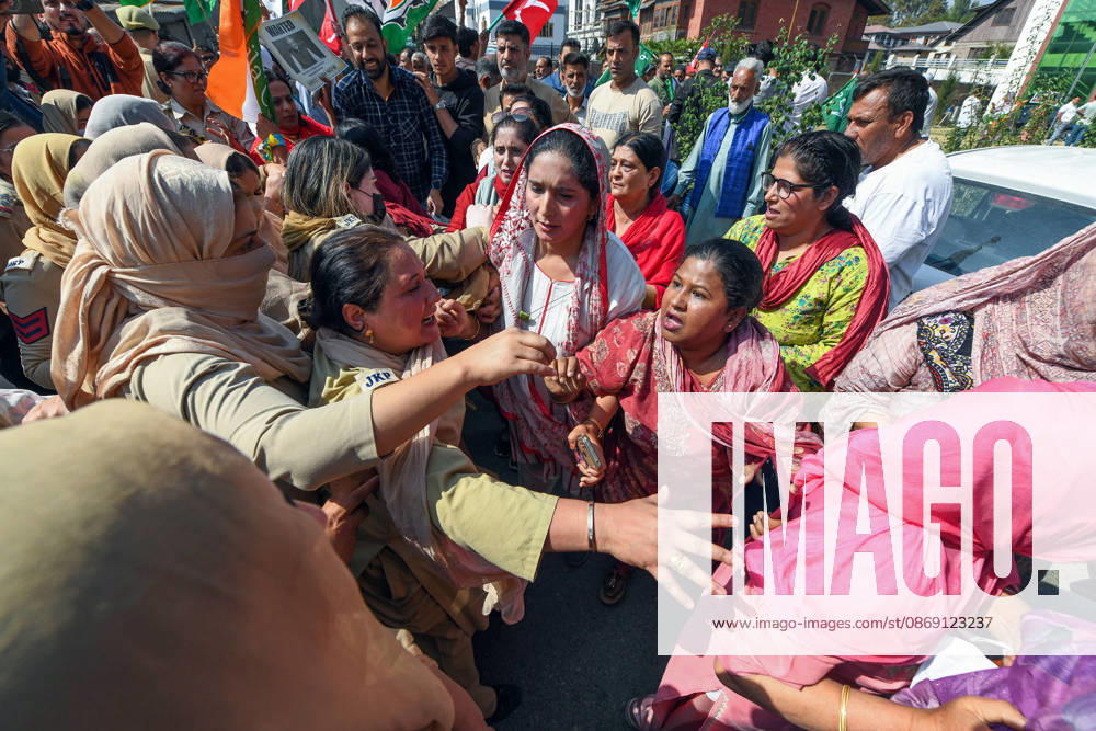 Protest erupts in Srinagar Srinagar, Oct 10 (ANI): Police personnel stop INDIA bloc alliance party s workers and supporters during a protest against Chief Election Commissioner Gyanesh Kumar, in Srinagar on Saturday. Srinagar Jammu and Kashmir India