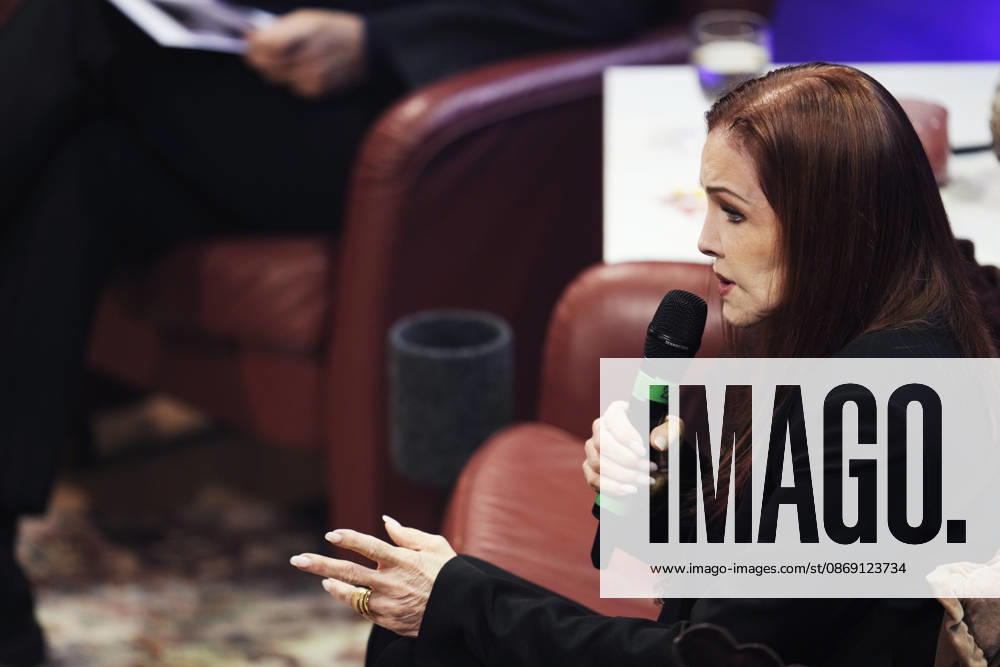 GOTHENBURG, SWEDEN 20261010 Priscilla Presley hosts her talk show *An Evening with Priscilla Presley* at Haga Concert Hall, GOTHENBURG, SWEDEN