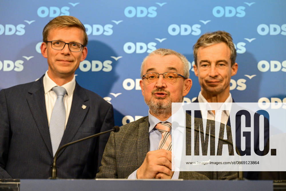 The two-day elections to municipal assemblies ended in the Czech Republic together with the first round of the elections to one-third of the Senate, at 2:00 p.m. on October 10, 2026. On the photo from left: ODS Chairman Martin Kupka, ODS Parliamentary Caucus Chairman Marek Benda and Tomas Portlik, the ODS candidate for Mayor of Prague, at party s campaign headquarters in Prague. (CTKxPhoto MichalxKamaryt) CTKPhotoP2026101006274 CTKPhotoP2026101006274