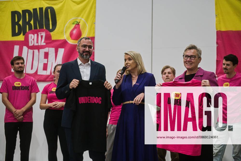 The two-day elections to municipal assemblies ended in the Czech Republic together with the first round of the elections to one-third of the Senate, at 2:00 p.m. on October 10, 2026. On the photo front from left: the Brno KDU-CSL candidate for Mayor of Brno Jakub Hruska, MEP Danuse Nerudova and Irena Matonohova (STAN), a Brno city council member, at KDU-CSL+STAN campaign headquarters in Brno. (CTKxPhoto PatrikxUhlir) CTKPhotoP2026101007786 CTKPhotoP2026101007786