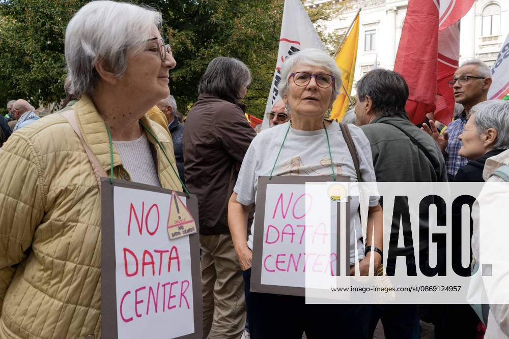 MILAN, ITALY †OCTOBER 10, 2026: Protesters gather for a sit-in in Piazza della Scala in central Milan to oppose the development of new data centers across Lombardy and Italy. The demonstration is organized by the Rete dei Comitati No Data Center (No Data Center Committee Network), which is calling for a moratorium on permits for new facilities. The group also urges public authorities to conduct thorough environmental, urban planning and regional assessments before approving projects. For approved facilities that have not yet begun operating, campaigners are calling for reviews to be reopened if potential microclimate effects and cumulative impacts with existing facilities were not adequately assessed. - ZUMAq101 20261007_zna_q101_448