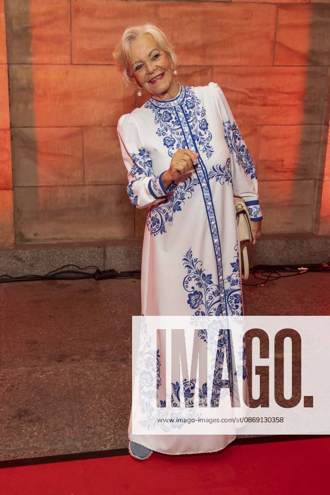 ABB HOPEGALA: Dorit Gaeble Makes a Red-Carpet Appearance at the 2026 Hope Gala at the Schauspielhaus Dresden on October 10, 2026, in Dresden, Saxony, Germany