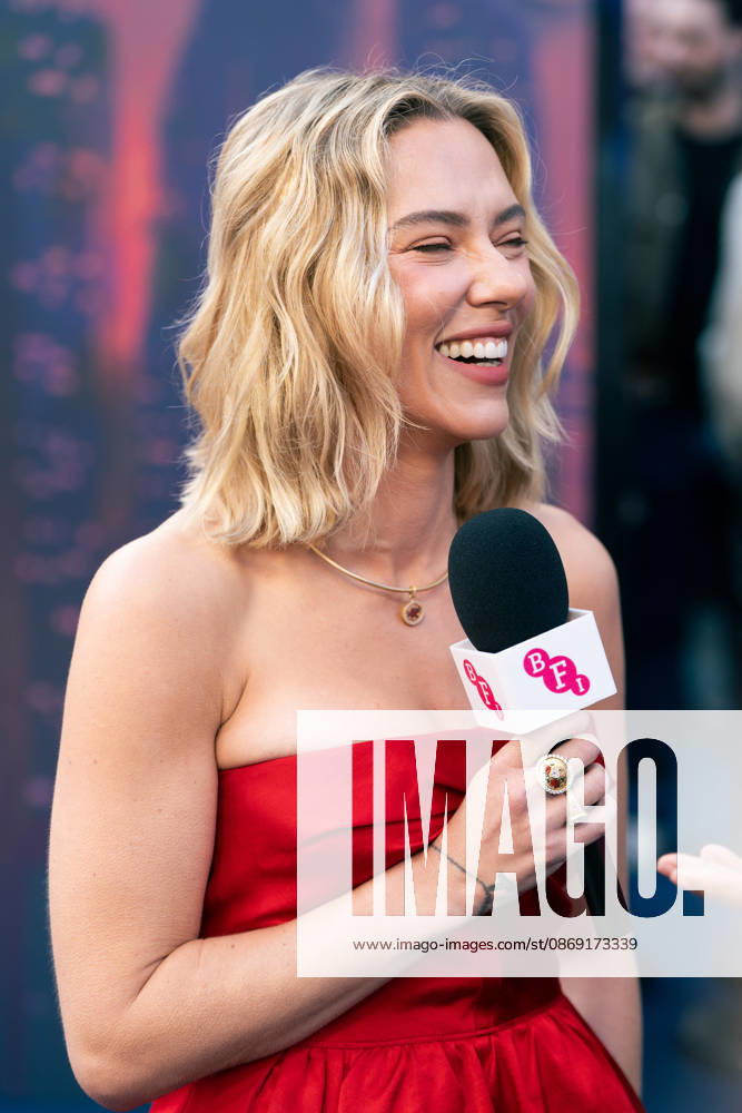 Scarlett Johansson attends the Ray Gunn Gala during the 70th BFI London Film Festival at The Royal Festival Hall. London United Kingdom - ZUMAs197 20261010_aaa_s197_578