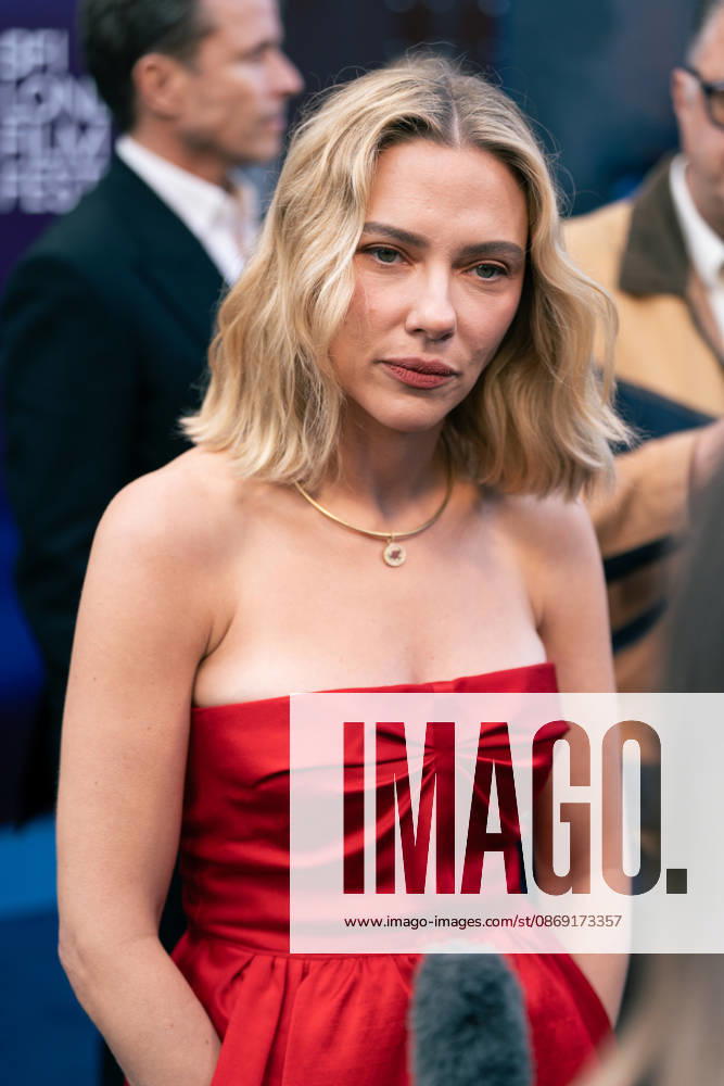 Scarlett Johansson attends the Ray Gunn Gala during the 70th BFI London Film Festival at The Royal Festival Hall. London United Kingdom - ZUMAs197 20261010_aaa_s197_582