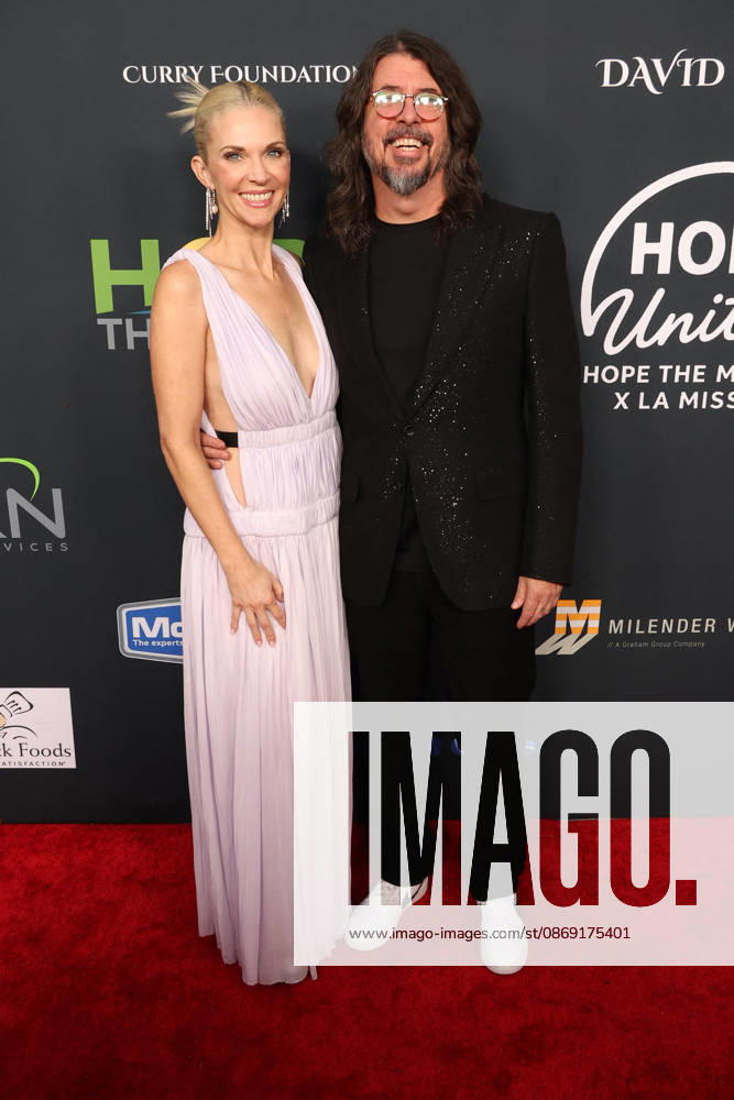 Soundstage Of Hope Gala - LA Jordyn Blum, Dave Grohl. At The Soundstage Of Hope Gala held at Chaplin Recording Studios in Los Angeles, CA. 01 October 2026 Photo Credit: ABACA PRESS-Fafou Los Angeles CA United States