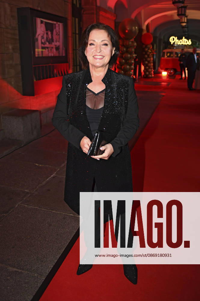 Ute Freudenberg at the 18th Hope Gala 2026 at the Schauspielhaus Dresden, October 10, 2026 Foto:xM.xFischerx xFuturexImagex hope_6027