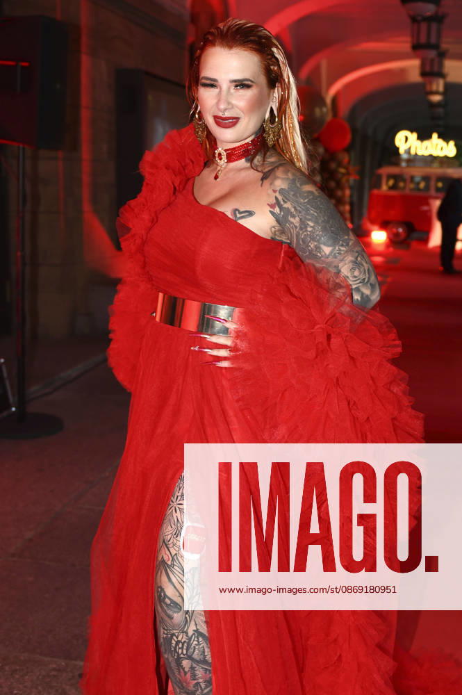 Lyn Künstner at the 18th Hope Gala 2026 at the Schauspielhaus Dresden, October 10, 2026 Foto:xM.xFischerx xFuturexImagex hope_6032