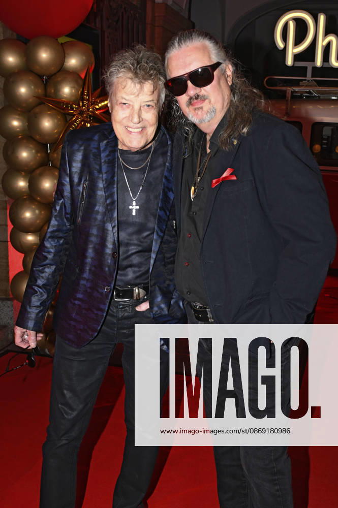 Dieter Quaster Hertrampf and Hans Jürgen Jäcki Reznicek at the 18th Hope Gala 2026 at the Schauspielhaus Dresden, October 10, 2026 Foto:xM.xFischerx xFuturexImagex hope_6041