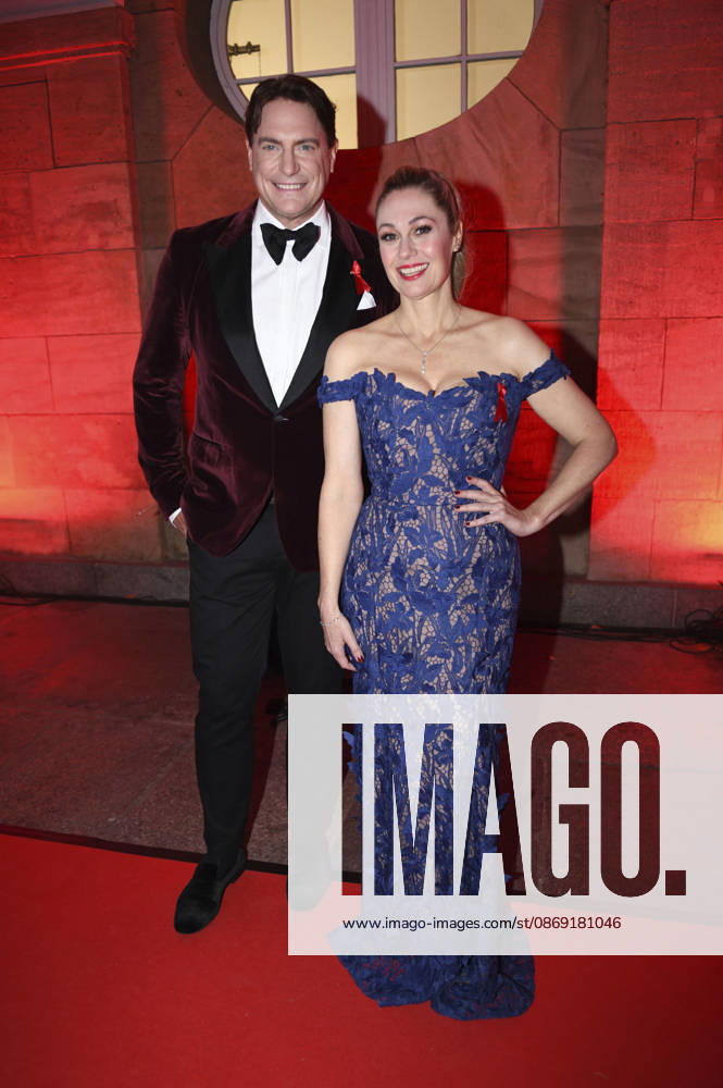 Benjamin Bieneck and Ruth Moschner at the 18 Hope Gala 2026 at the Schauspielhaus Dresden, October 10, 2026 Foto:xM.xFischerx xFuturexImagex hope_6073