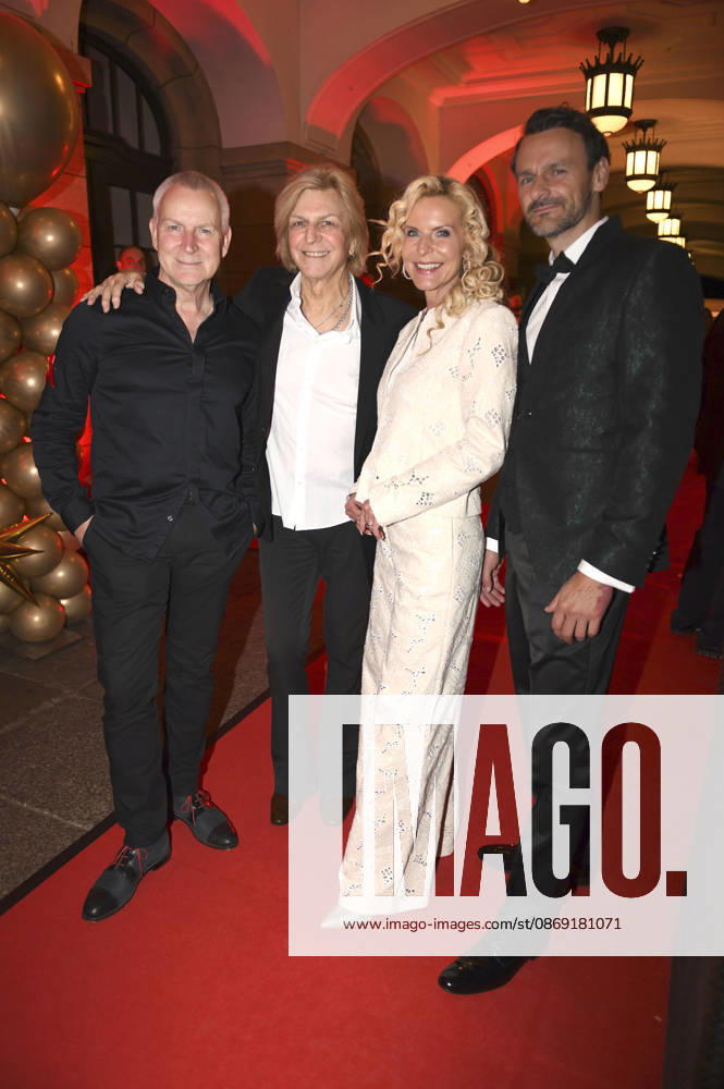 Dirk Michaelis, Ritchie Barton, Victoria Herrmann, and David Böthig at the 18 Hope Gala 2026 at the Schauspielhaus Dresden, October 10, 2026 Foto:xM.xFischerx xFuturexImagex hope_6088