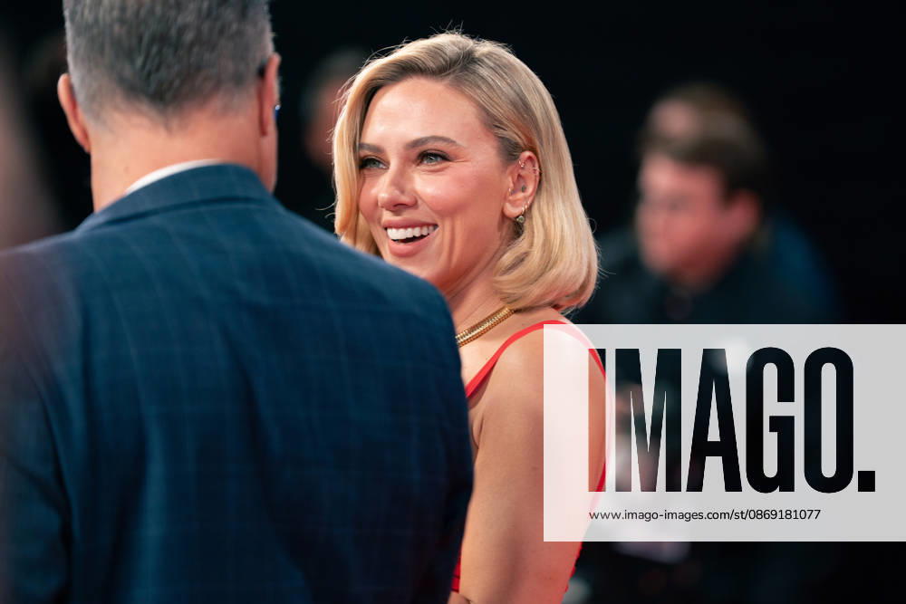 Scarlett Johansson attends the premiere of Paper Tiger during the 70th BFI London Film Festival at the Royal Festival Hall. London United Kingdom - ZUMAs197 20261010_aaa_s197_787