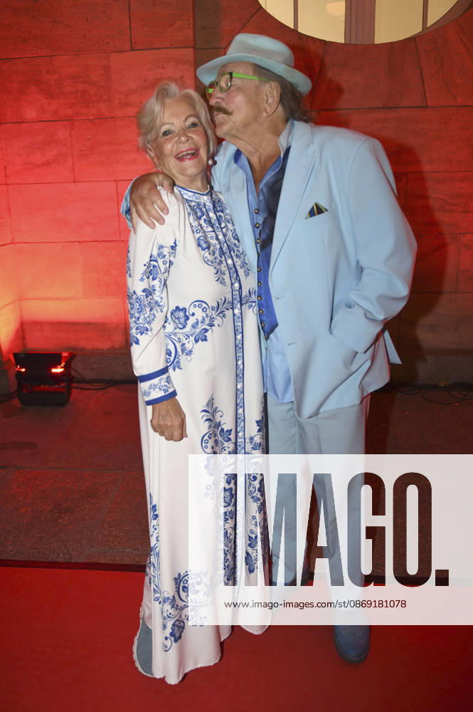 Dorit Gäbler with her husband Karl Heinz Bellmann at the 18th Hope Gala 2026 at the Schauspielhaus Dresden, October 10, 2026 Foto:xM.xFischerx xFuturexImagex hope_6091