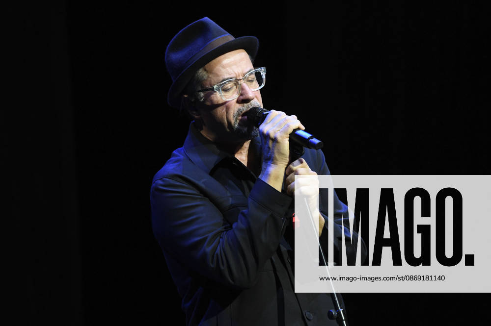 Jan Josef Liefers at the 18th Hope Gala 2026 at the Schauspielhaus Dresden, October 10, 2026 Foto:xM.xFischerx xFuturexImagex hope_6111