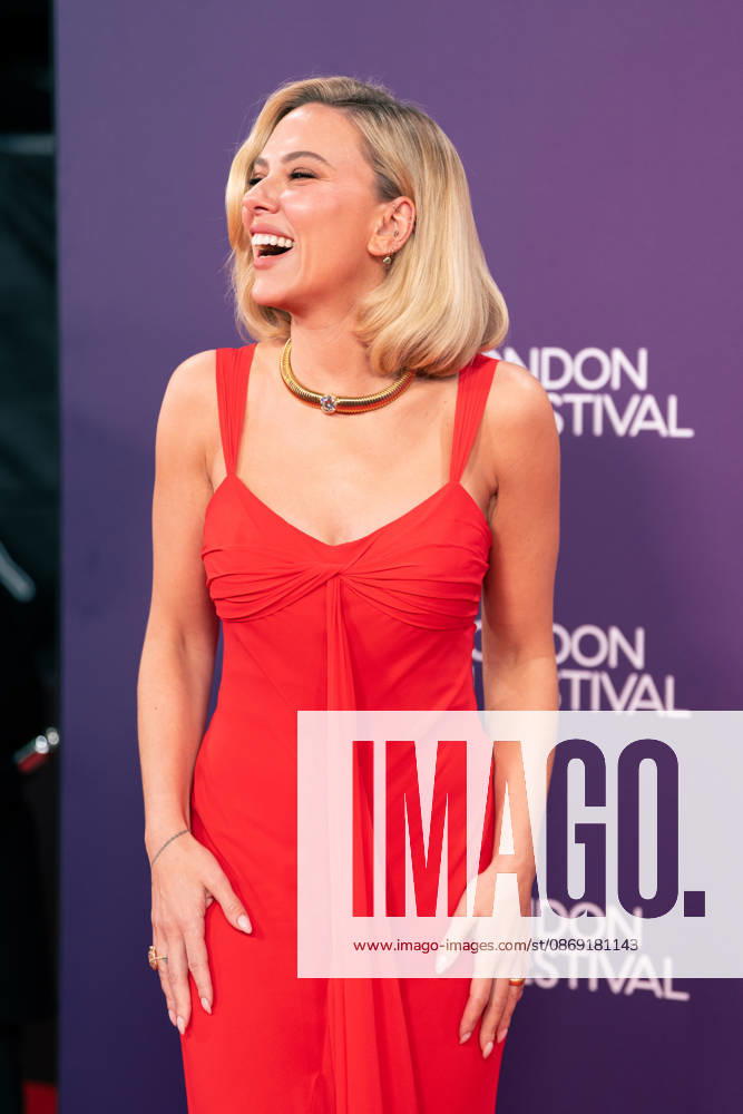 Paper Tiger Premiere at BFI London Film Festival in London, UK - 10 Oct 2026 Scarlett Johansson attends the premiere of Paper Tiger during the 70th BFI London Film Festival at the Royal Festival Hall. London United Kingdom
