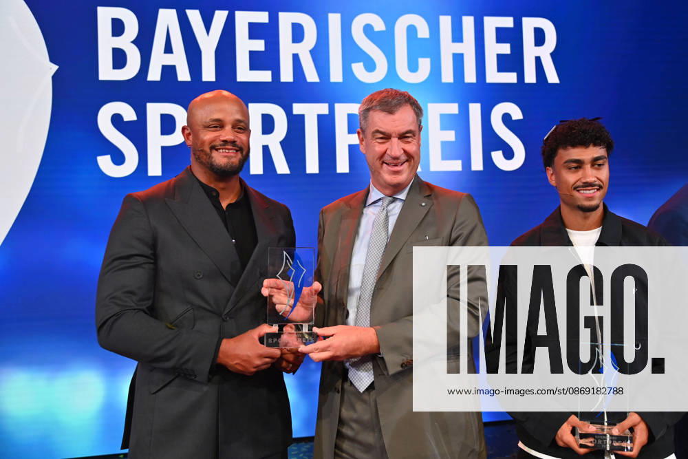 Coach Vincent KOMPANY of Bayern Munich receives the Honorary Award from Bavarian Minister-President Markus SOEDER; Nathaniel BROWN of Bayern Munich, Bavarian Sports Award 2026 at BMW Welt, Red Carpet on October 10, 2026