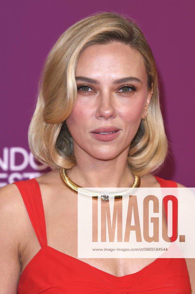Scarlett Johansson at the premiere of the film *Paper Tiger* at the 70th BFI London Film Festival 2026 at the Royal Festival Hall in London, October 10, 2026 Foto:xS.xFuturexImagex paper_6032