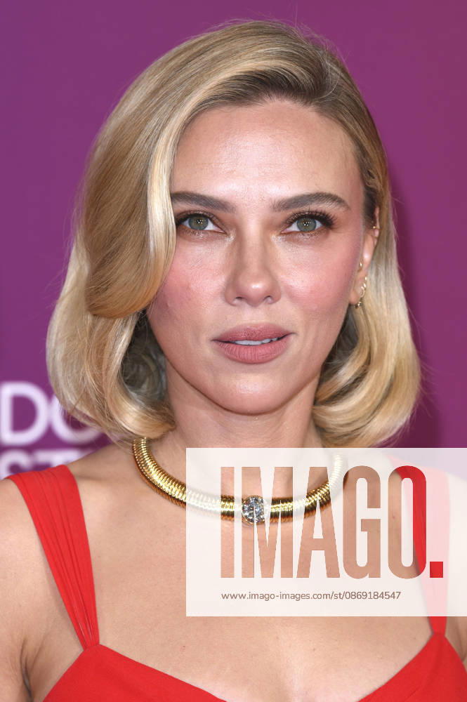 Scarlett Johansson at the premiere of the film *Paper Tiger* at the 70th BFI London Film Festival 2026 at the Royal Festival Hall in London, October 10, 2026 Foto:xS.xFuturexImagex paper_6035