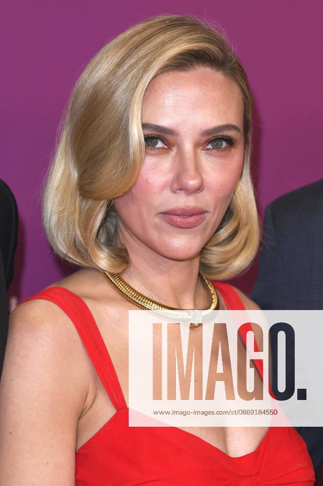 Scarlett Johansson at the premiere of the film *Paper Tiger* at the 70th BFI London Film Festival 2026 at the Royal Festival Hall in London, October 10, 2026 Foto:xS.xFuturexImagex paper_6038