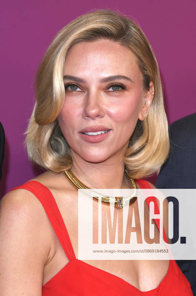 Scarlett Johansson at the premiere of the film *Paper Tiger* at the 70th BFI London Film Festival 2026 at the Royal Festival Hall in London, October 10, 2026 Foto:xS.xFuturexImagex paper_6039