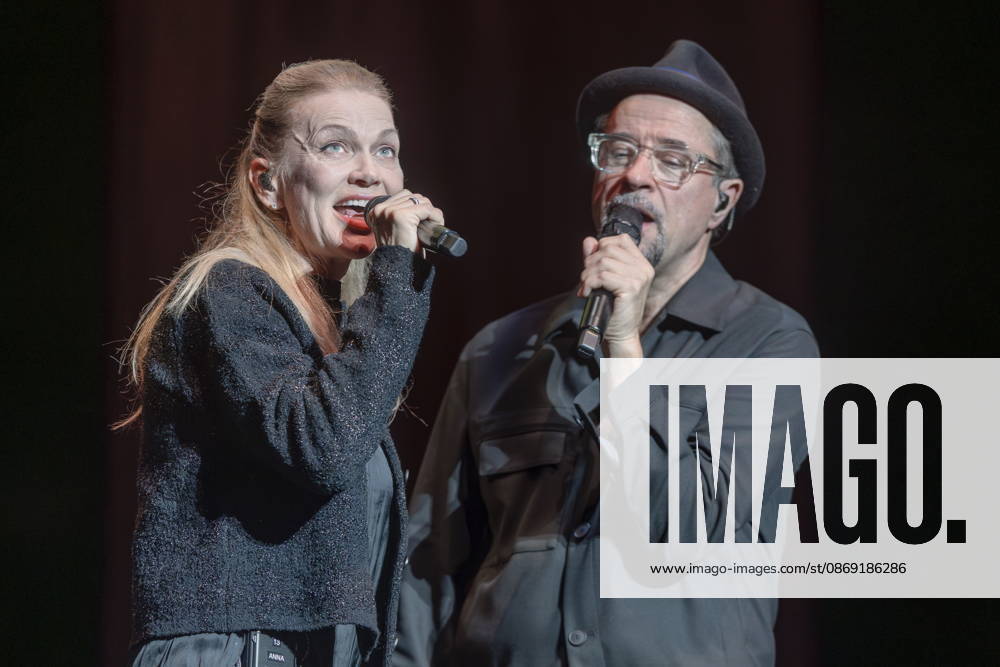 Performance by singer Anna Loos with Jan Josef Liefers’ Radio Doria during the 18th HOPE Gala at the Schauspielhaus Dresden. The HOPE Gala Dresden is a benefit event that supports the HOPE Cape Town children’s project in South Africa in its commitment to health, development, and education of children and young adults in the townships around Cape Town