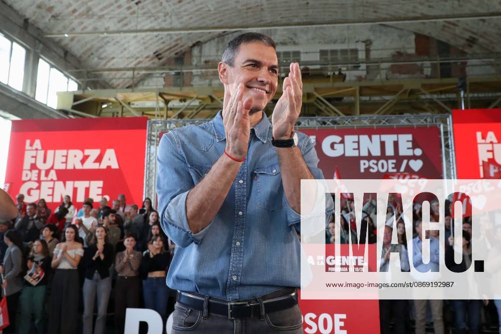 Pedro Sánchez Speaks at a Pre-Campaign Event in Ponferrada, León The Secretary-General of the PSOE and Prime Minister, Pedro Sánchez, during a PSOE pre-campaign event at La Térmica Cultural in Ponferrada on October 11, 2026, in Ponferrada, León, Castile and León, Spain. The Prime Minister and Secretary-General of the PSOE, Pedro Sánchez, kicked off the pre-campaign for the general election on November 29 this weekend with two events: on Saturday in Dos Hermanas, Seville, and today in Ponferrada, León, at the Térmica Cultural of the Energy Foundation, October 11, 2026, Ponferrada, León, Castile and León, Spain