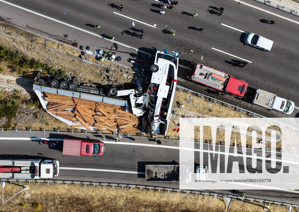11 killed, 27 injured in tour bus crash in western Turkiye MANISA, TURKIYE - OCTOBER 11: An aerial view of the accident site after a tow truck and a tour bus collided in the Akhisar district of Manisa, Turkiye, on October 11, 2026. At least 11 people were killed and 27 others injured in the crash, with firefighters, police and medical teams dispatched to the scene. Mahmut Serdar Alakus Anadolu Manisa Turkey. Editorial use only. Please get in touch for any other usage.