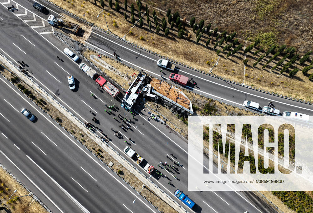 11 killed, 27 injured in tour bus crash in western Turkiye MANISA, TURKIYE - OCTOBER 11: An aerial view of the accident site after a tow truck and a tour bus collided in the Akhisar district of Manisa, Turkiye, on October 11, 2026. At least 11 people were killed and 27 others injured in the crash, with firefighters, police and medical teams dispatched to the scene. Mahmut Serdar Alakus Anadolu Manisa Turkey. Editorial use only. Please get in touch for any other usage.