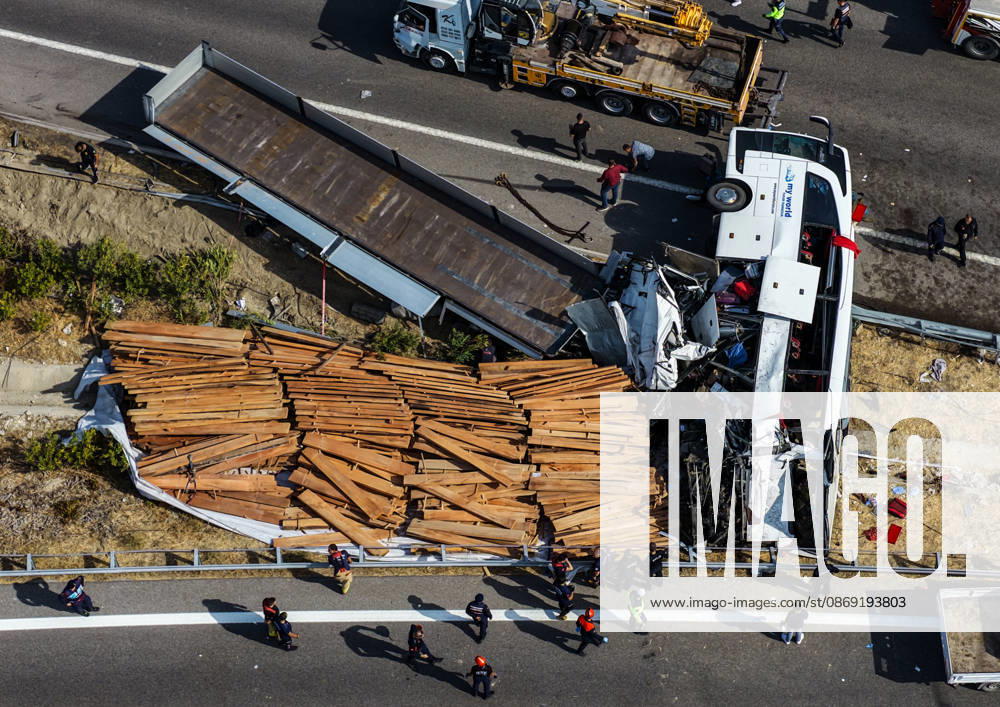 11 killed, 27 injured in tour bus crash in western Turkiye MANISA, TURKIYE - OCTOBER 11: An aerial view of the accident site after a tow truck and a tour bus collided in the Akhisar district of Manisa, Turkiye, on October 11, 2026. At least 11 people were killed and 27 others injured in the crash, with firefighters, police and medical teams dispatched to the scene. Mahmut Serdar Alakus Anadolu Manisa Turkey. Editorial use only. Please get in touch for any other usage.