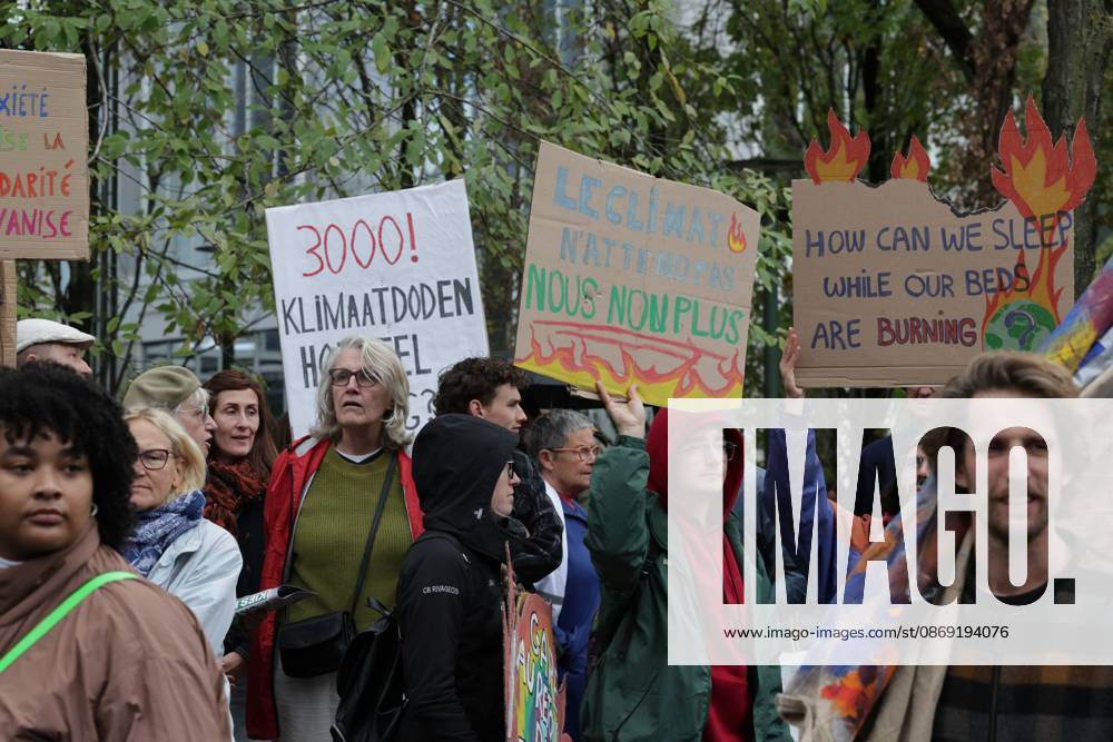 This image shows the Climate March 2026, organized by the Climate Coalition, in Brussels, on Sunday 11 October 2026. The Climate Coalition demands the federal and regional governments to stop subsidizing polluting industrial activities in Belgium and levy higher taxes on these companies. NICOLASxMAETERLINCK 189444499