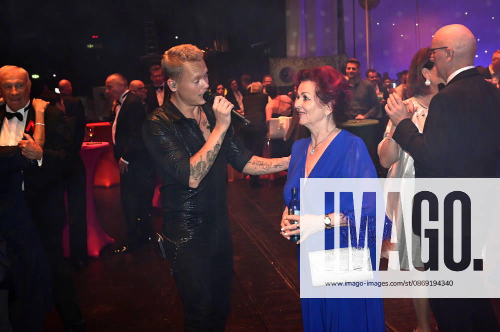 Milan Devinne and Viola Klein at the 18 Hope Gala 2026 at the Schauspielhaus Dresden, October 10, 2026 Foto:xM.xWehnertx xFuturexImagex hope_6232