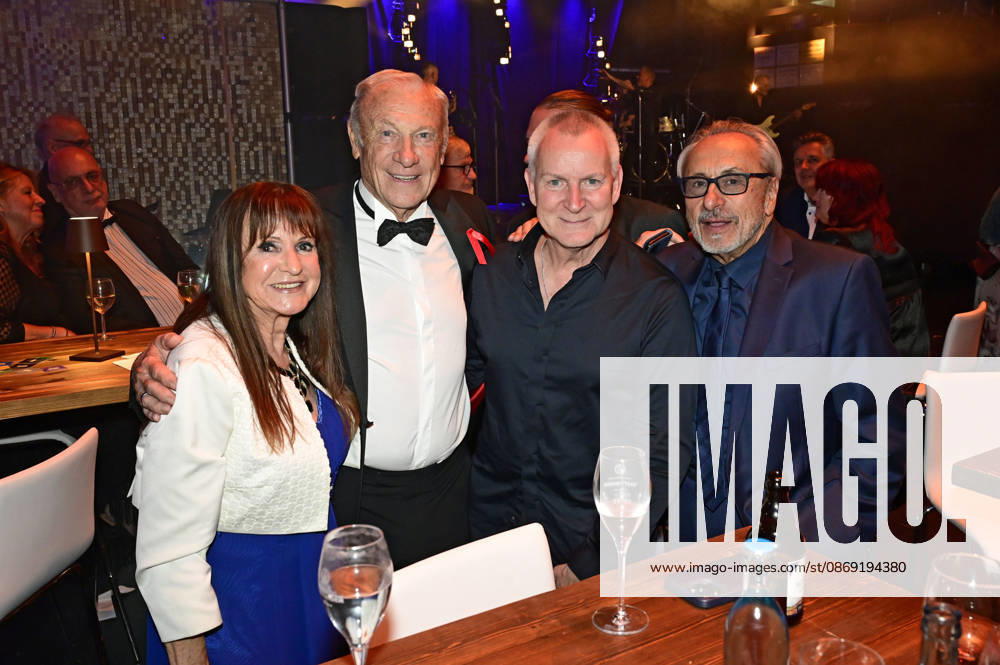 Christine Stumph, Eduard Geyer, Dirk Michaelis, and Wolfgang Stumph at the 18th Hope Gala 2026 at the Schauspielhaus Dresden, October 10, 2026 Foto:xM.xWehnertx xFuturexImagex hope_6272
