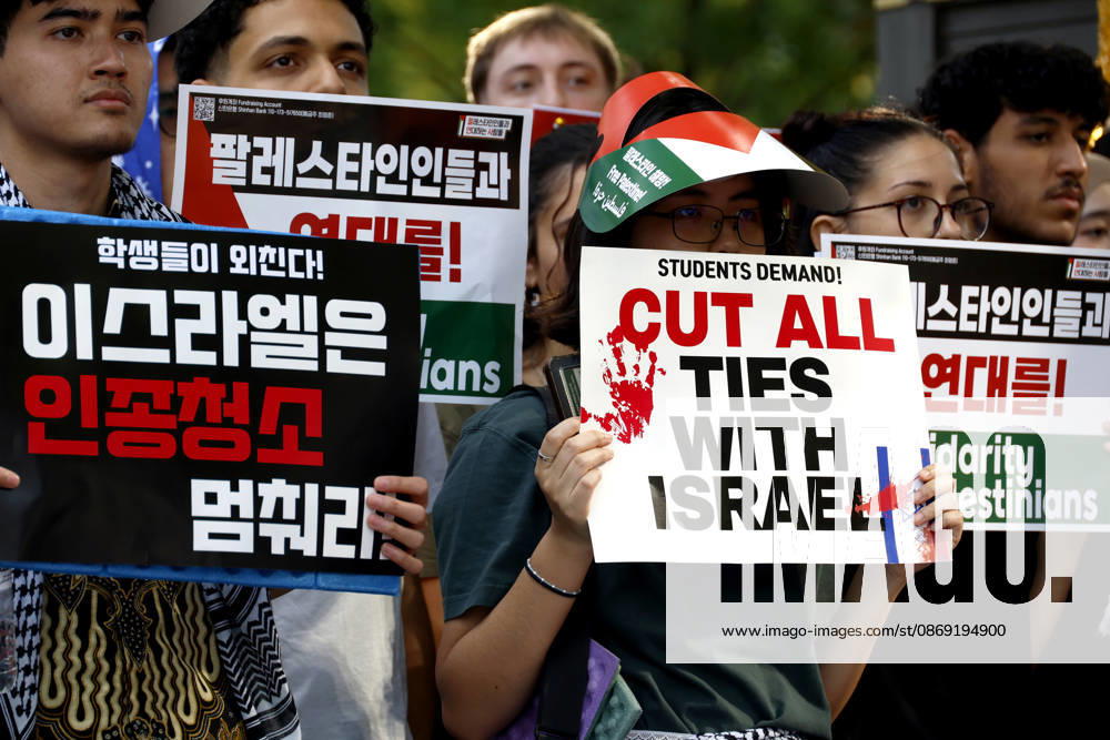 Protest condemning Gaza conflict in Seoul Demonstrators march with placards to protest Israel s attacks in the Gaza Strip, in Seoul, South Korea, on October 11, 2026 . The rally was held aa part of the Global Action for Palestine, a coordinated international mobilization held on October 10 11 marking three years since the 2023 Hamas attacks and the ensuing war. Seoul South Korea