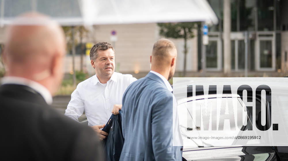Sven Schulze, Minister-President and parliamentary group leader of Saxony-Anhalt, upon his arrival at the Konrad Adenauer House for the CDU Germany Executive Committee Retreat in Berlin, October 2026, Berlin, Berlin, Germany, Konrad Adenauer House