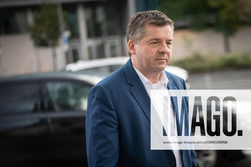 Sven Schulze, Minister-President and parliamentary group leader of Saxony-Anhalt, upon his arrival at the Konrad Adenauer House for the CDU Germany Executive Committee Retreat in Berlin, October 2026, Berlin, Berlin, Germany, Konrad Adenauer House