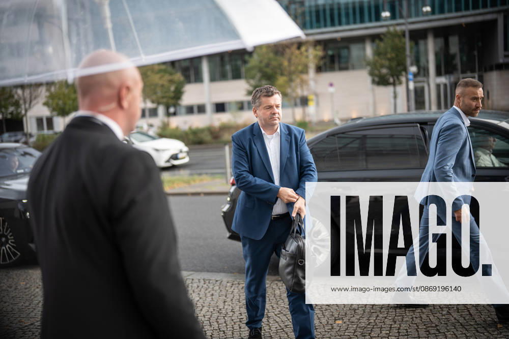 Sven Schulze, Minister-President and parliamentary group leader of Saxony-Anhalt, upon his arrival at the Konrad Adenauer House for the CDU Germany Executive Committee Retreat in Berlin, October 2026, Berlin, Berlin, Germany, Konrad Adenauer House
