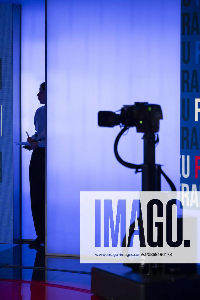 CGT General Secretary Sophie Binet Franc Jeu - Paris CGT General Secretary Sophie Binet during an interview at Franc Jeu on France 2 channel in Paris, France on October 11, 2026.Photo by Eliot Blondet ABACAPRESS.COM Paris France France