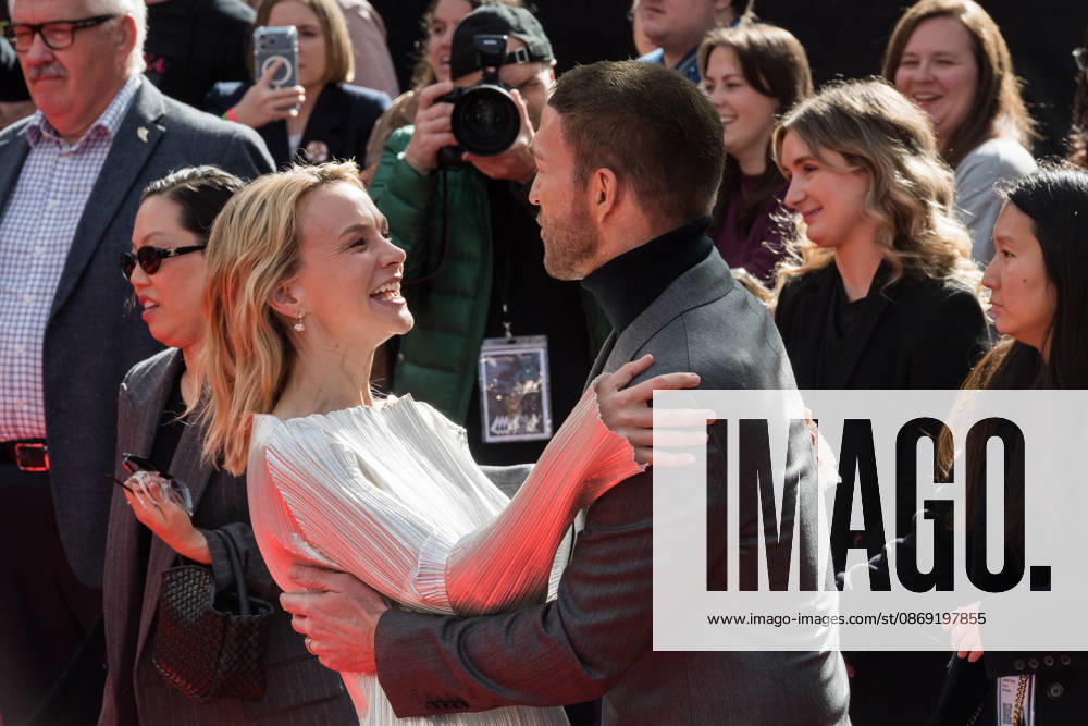 Wildwood Premiere at BFI London Film Festival LONDON, UNITED KINGDOM - OCTOBER 11: (L-R) Carey Mulligan and Travis Knight embrace as they attend the premiere of Wildwood during the 70th BFI London Film Festival at the Royal Festival Hall in London, United Kingdom on October 11, 2026. Wiktor Szymanowicz Anadolu London United Kingdom. Editorial use only. Please get in touch for any other usage.