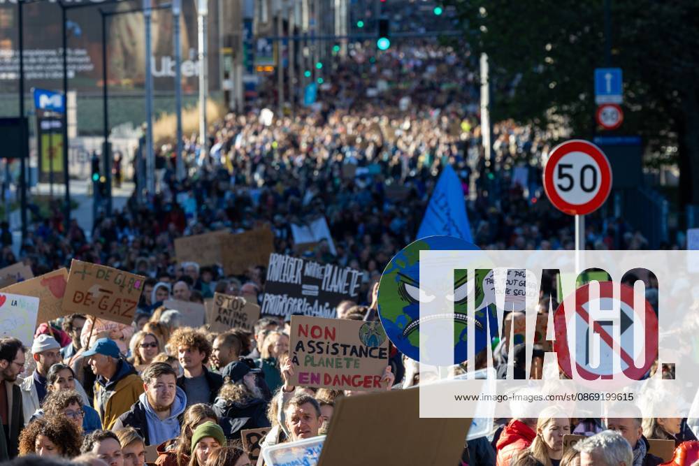 This image shows the Climate March 2026, organized by the Climate Coalition, in Brussels, on Sunday 11 October 2026. The Climate Coalition demands the federal and regional governments to stop subsidizing polluting industrial activities in Belgium and levy higher taxes on these companies. NICOLASxMAETERLINCK 189472025