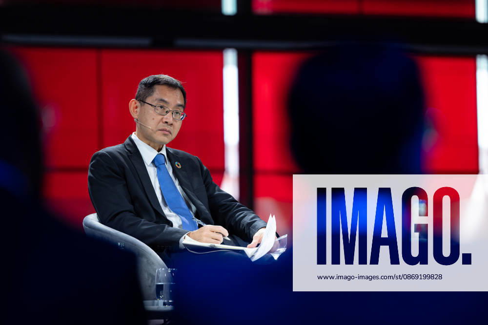 World Health Summit 2026, Berlin, Germany, on October 11, 2026. Prof. Dr. Teo Yik Ying, Dean of the Saw Swee Hock School of Public Health and Vice President of the National University of Singapore, during the panel discussion on