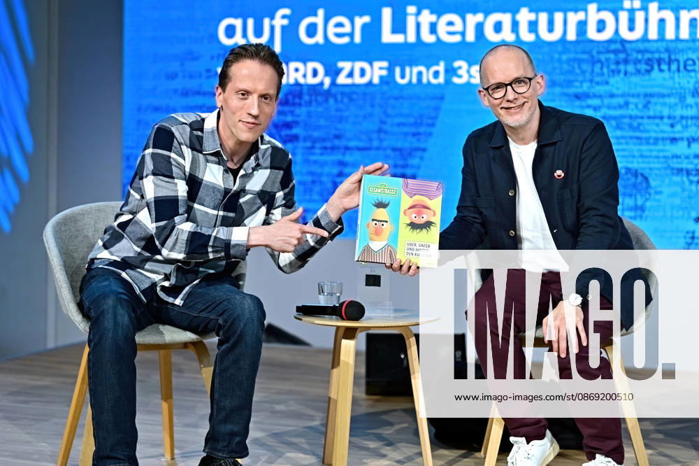 Frankfurt Book Fair 2026: Podcaster Julian Schlichting and comedian Martin Reinl on October 11, 2026, at the Frankfurt Book Fair 20261011MWI156032