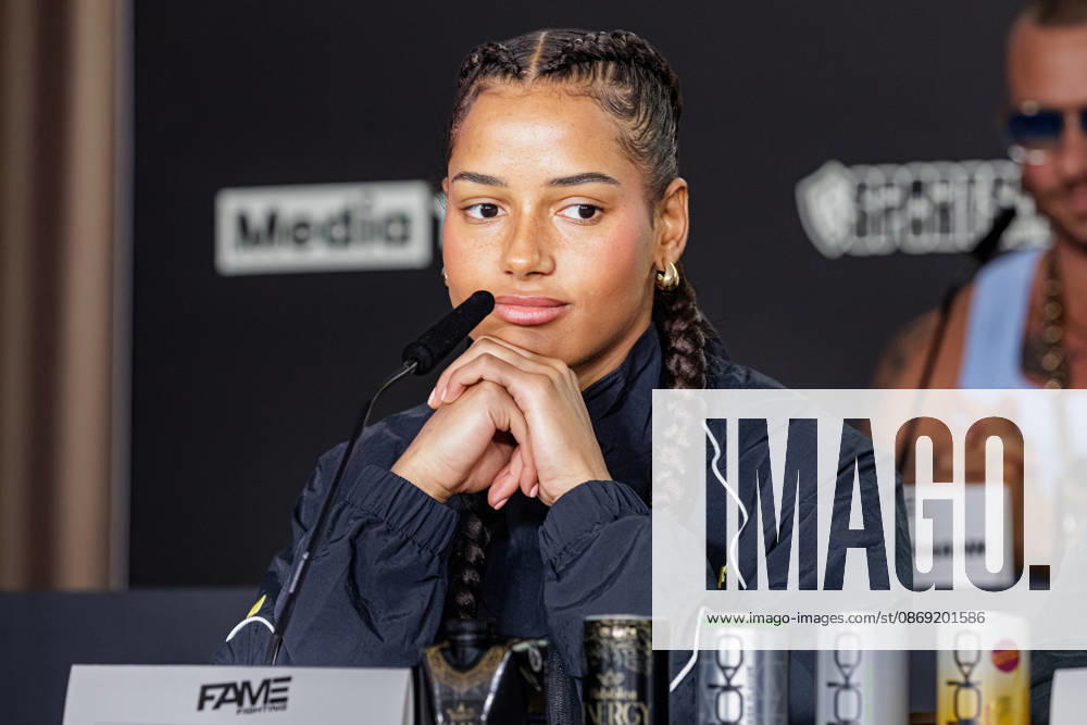 Brenda Brinkmann at the press conference for Fame Fighting 4 Celebrity Boxing at the Atlantic Hotel in Essen, North Rhine-Westphalia, Germany