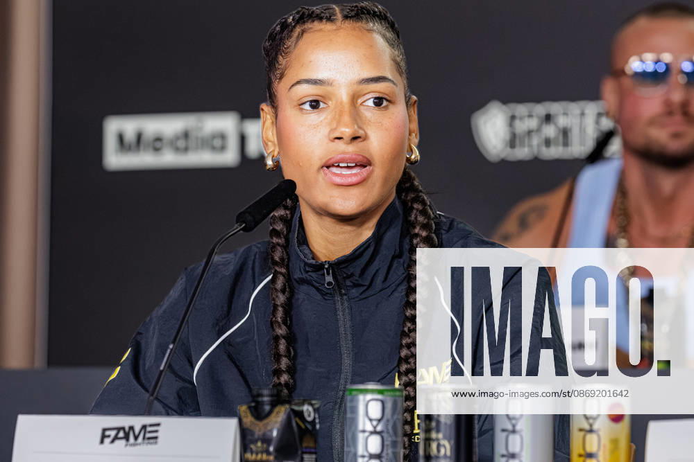 Brenda Brinkmann at the press conference for Fame Fighting 4 Celebrity Boxing at the Atlantic Hotel in Essen, North Rhine-Westphalia, Germany