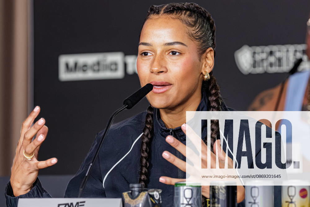 Brenda Brinkmann at the press conference for Fame Fighting 4 Celebrity Boxing at the Atlantic Hotel in Essen, North Rhine-Westphalia, Germany