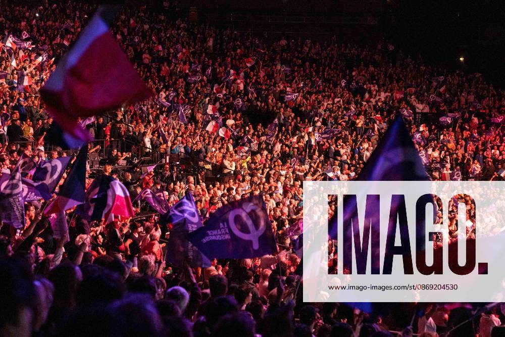 CLERMONT-FERRAND, FRANCE - OCTOBER 11, 2026: Jean-Luc Melenchon, leader of the far-left party La France Insoumise (LFI) and 2027 presidential candidate, delivers a speech during a major political rally at the Zenith d Auvergne in Clermont-Ferrand, France, on October 11, 2026. Around 10,000 supporters gathered at the venue to attend the campaign event. Clermont-Ferrand France - ZUMAa252 20261011_zip_a252_017